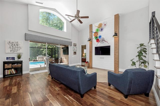 10422 GREENDALE DRIVE, Tampa, FL 33626