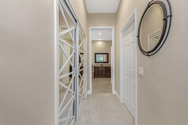 10422 GREENDALE DRIVE, Tampa, FL 33626