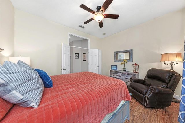 10422 GREENDALE DRIVE, Tampa, FL 33626