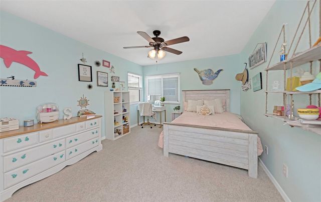 10422 GREENDALE DRIVE, Tampa, FL 33626