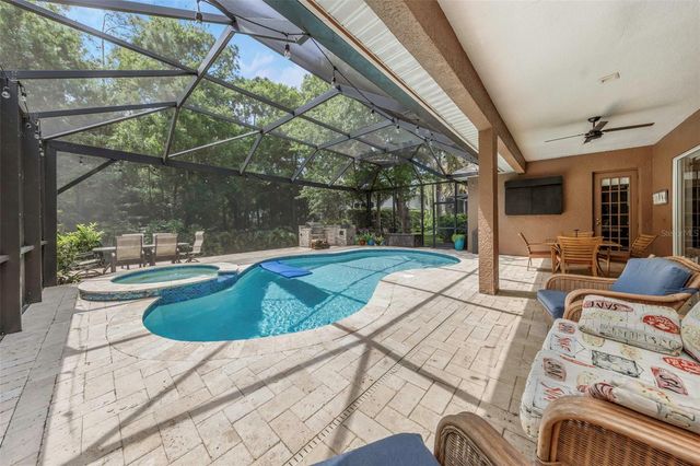 10422 GREENDALE DRIVE, Tampa, FL 33626