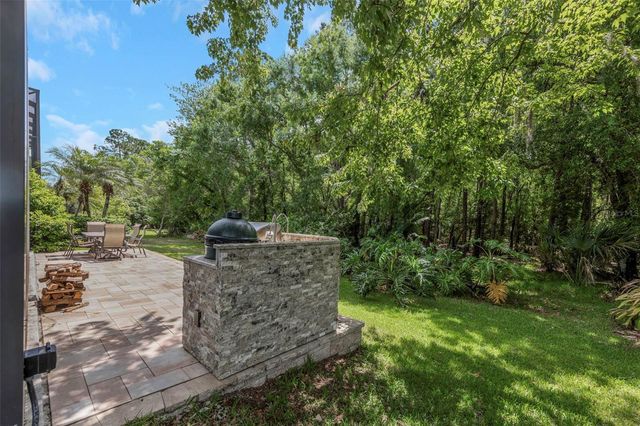 10422 GREENDALE DRIVE, Tampa, FL 33626