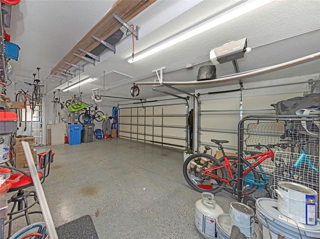 10422 GREENDALE DRIVE, Tampa, FL 33626