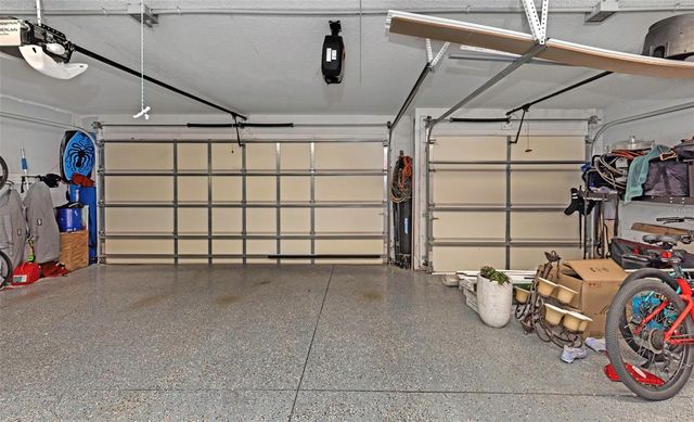 10422 GREENDALE DRIVE, Tampa, FL 33626