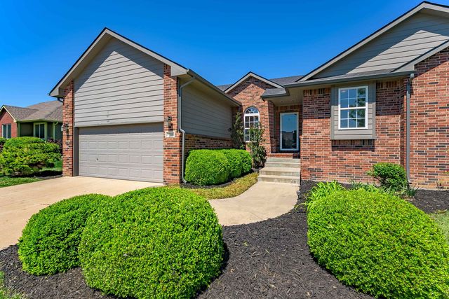 830 N Bracken Cir, Wichita, KS 67206