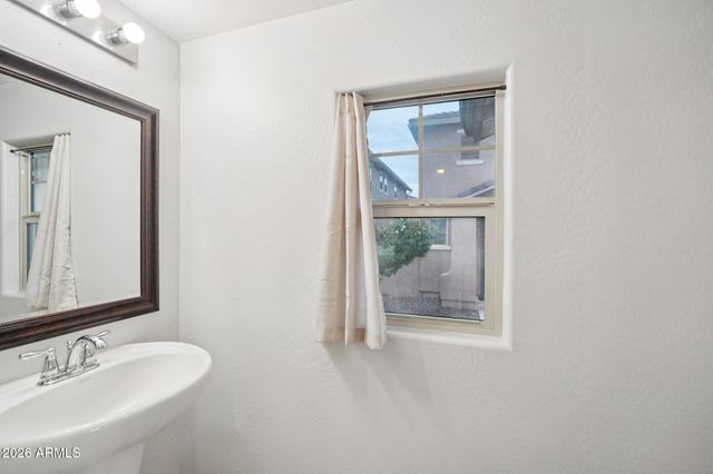 2343 N 73RD Drive, Phoenix, AZ 85035