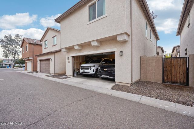 2343 N 73RD Drive, Phoenix, AZ 85035