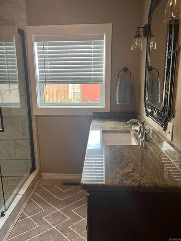 1809 Church Ave, Mena, AR 71953