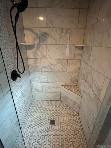 1809 Church Ave, Mena, AR 71953