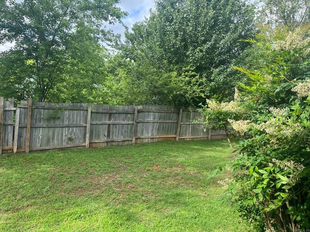 1809 Church Ave, Mena, AR 71953