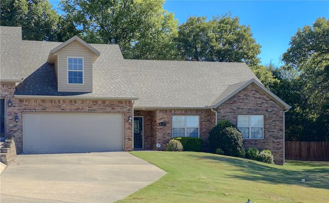 4246 N Zion Valley Drive, Fayetteville, AR 72703