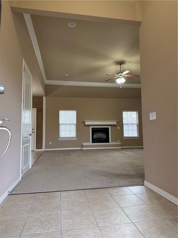 4246 N Zion Valley Drive, Fayetteville, AR 72703