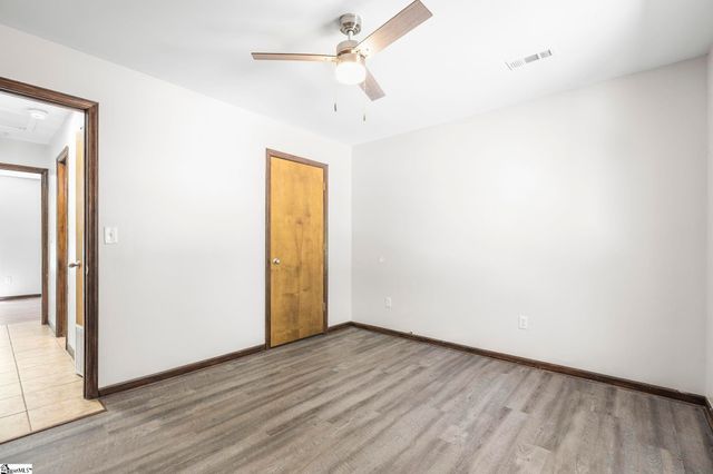 211 Brookside Drive, Duncan, SC 29334
