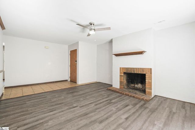 211 Brookside Drive, Duncan, SC 29334