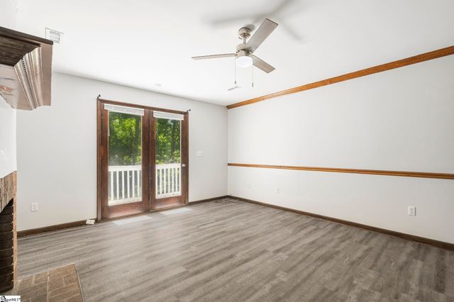 211 Brookside Drive, Duncan, SC 29334