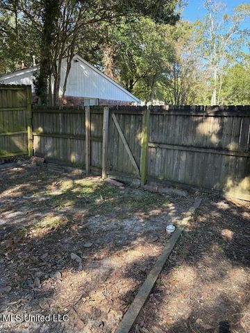 15601 Big Ridge Road, Biloxi, MS 39532