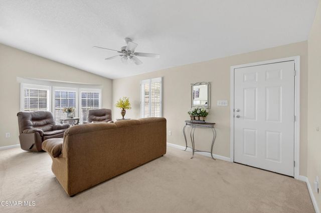 195 Tierra Rejada Road 60, Simi Valley, CA 93065