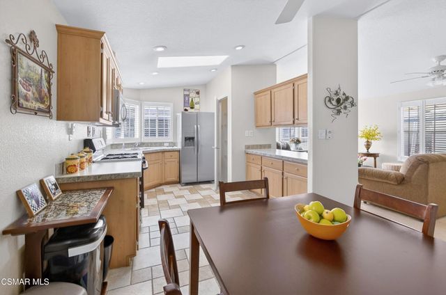 195 Tierra Rejada Road 60, Simi Valley, CA 93065