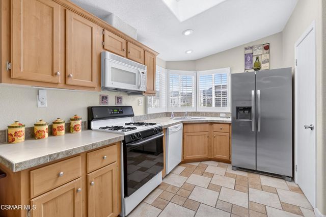 195 Tierra Rejada Road 60, Simi Valley, CA 93065