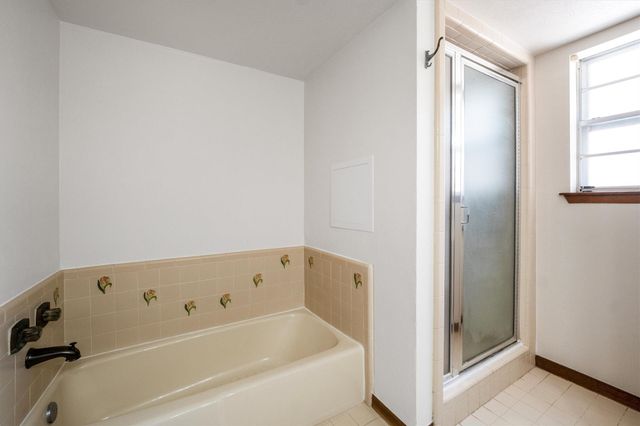 1417 15th Street, Huntsville, TX 77340