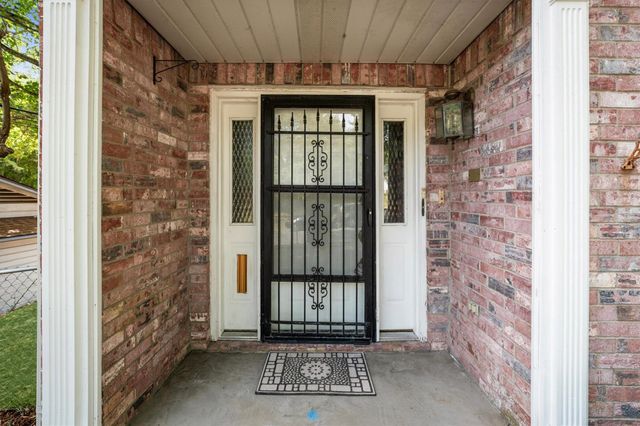 1417 15th Street, Huntsville, TX 77340