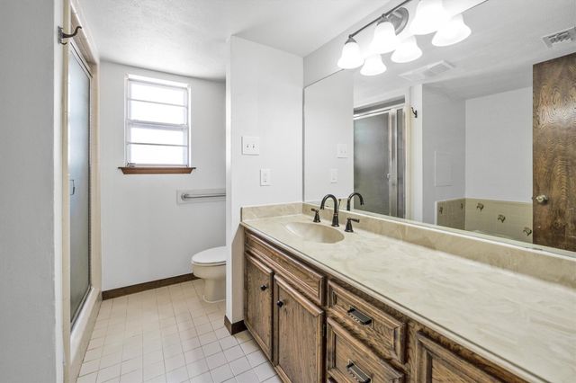 1417 15th Street, Huntsville, TX 77340