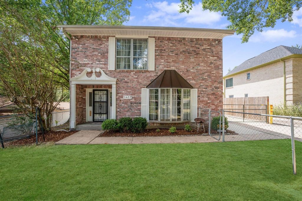 1417 15th Street, Huntsville, TX 77340