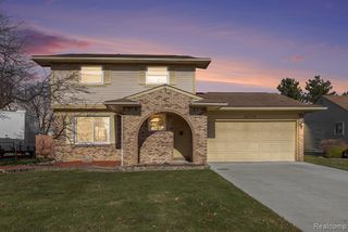 43726 Stuart Drive, Canton, MI 48187