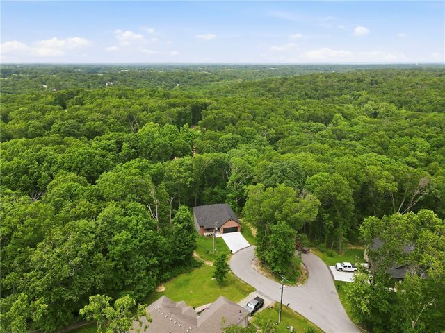 11 Pitt Lane, Bella Vista, AR 72715