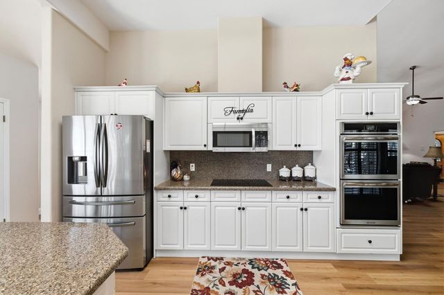 2843 Carolina Avenue, Clovis, CA 93611