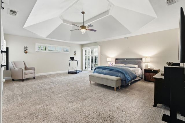 2843 Carolina Avenue, Clovis, CA 93611