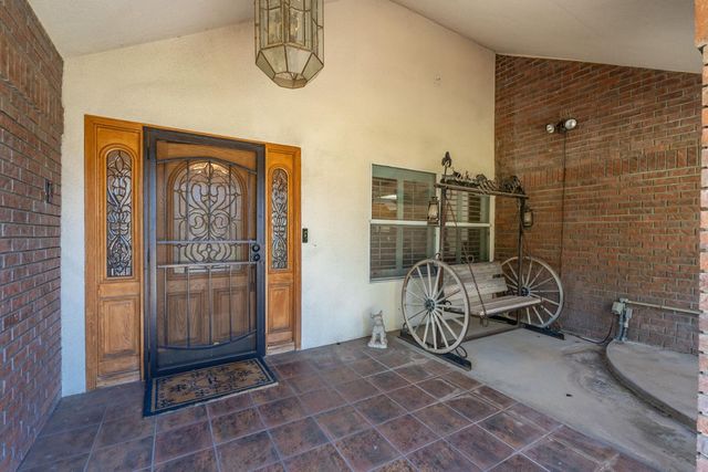 2843 Carolina Avenue, Clovis, CA 93611