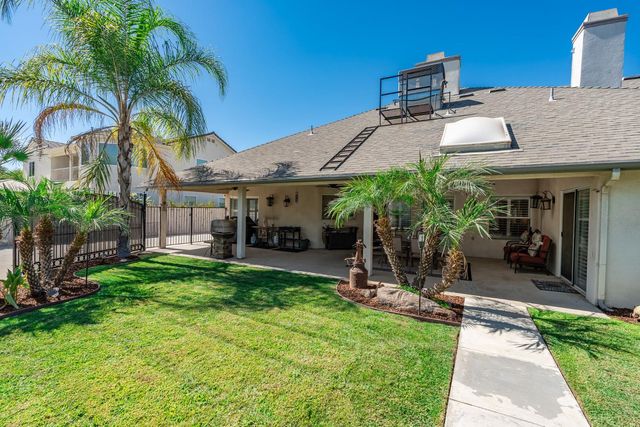 2843 Carolina Avenue, Clovis, CA 93611