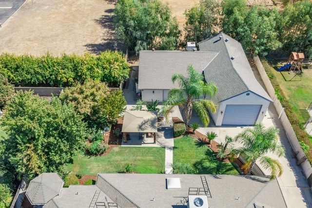 2843 Carolina Avenue, Clovis, CA 93611