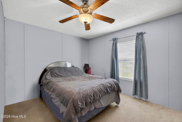 920 Pickett Road NE, Leland, NC 28451