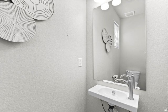 355 E HALLS CREEK RD, Saratoga Springs, UT 84045