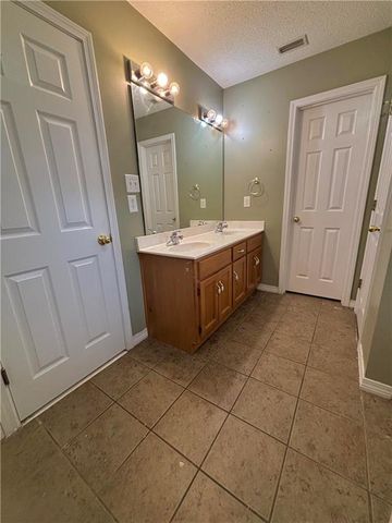 1765 Donham Drive, Mobile, AL 36618