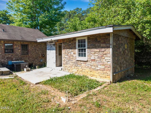 101 Bainbridge Circle, Garner, NC 27529