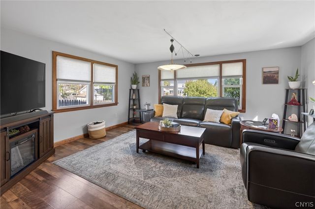 1215 Court St, Syracuse, NY 13208