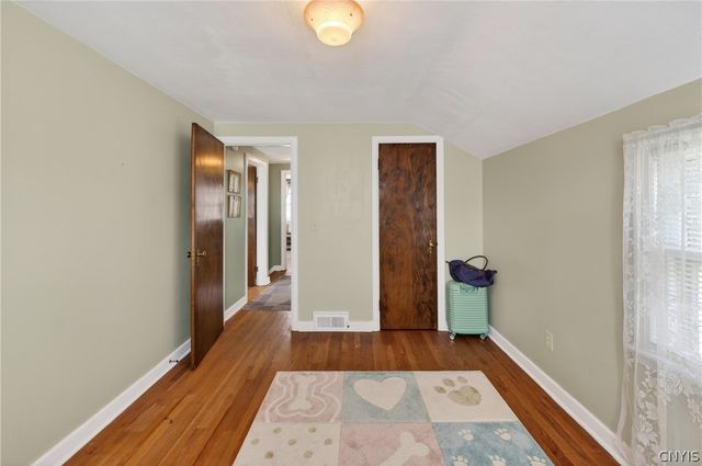 1215 Court St, Syracuse, NY 13208