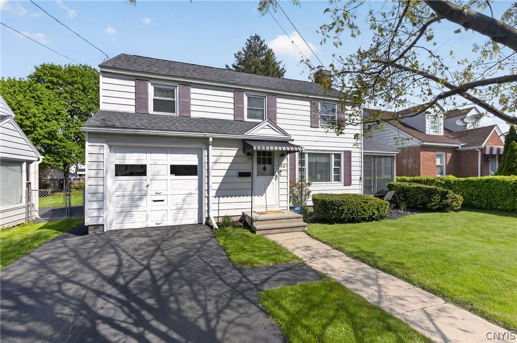 1215 Court St, Syracuse, NY 13208