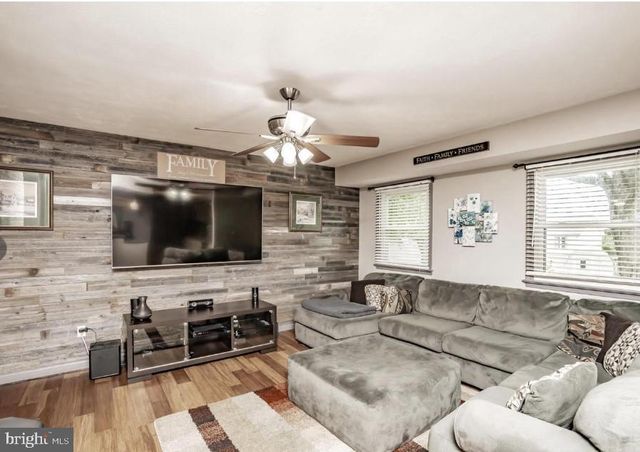 12005 ANDORA DR, Fredericksburg, VA 22407