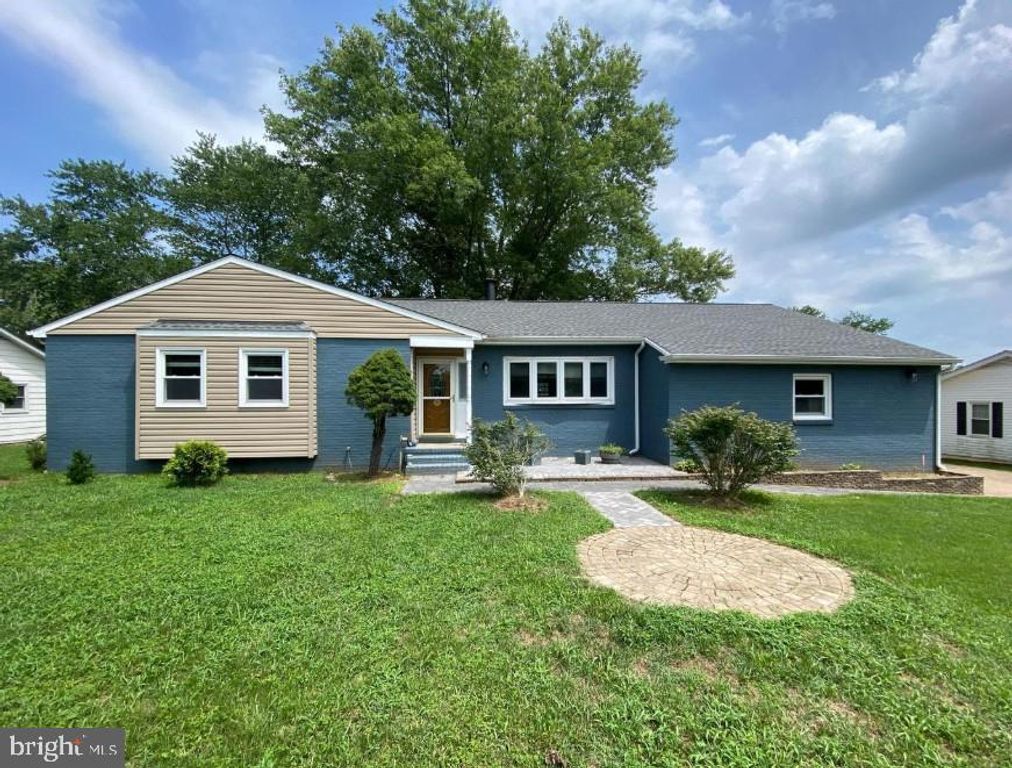 12005 ANDORA DR, Fredericksburg, VA 22407