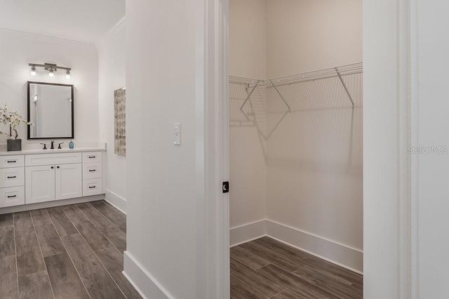 1306 E NORTH BAY STREET, Tampa, FL 33603
