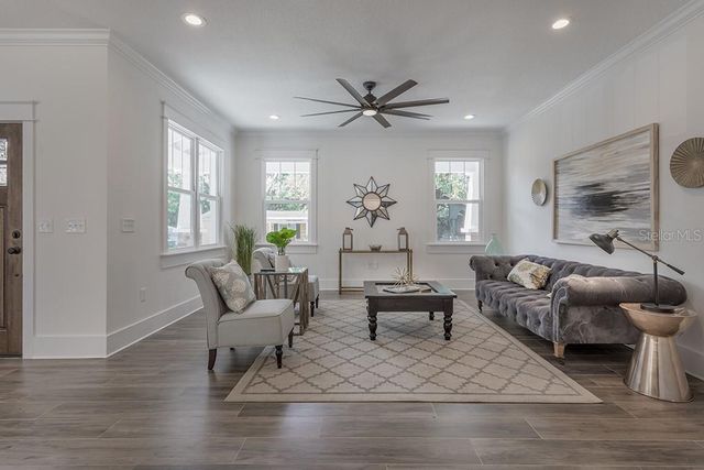 1306 E NORTH BAY STREET, Tampa, FL 33603