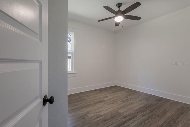 1306 E NORTH BAY STREET, Tampa, FL 33603