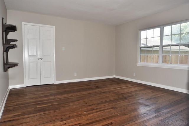 1030 Perkins Drive, Bacliff, TX 77518