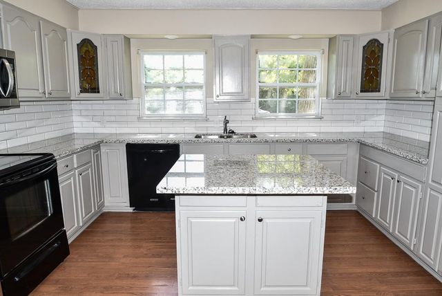 1030 Perkins Drive, Bacliff, TX 77518