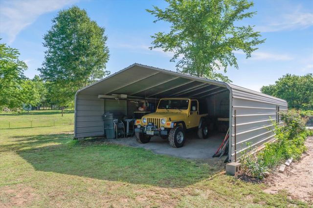 2106 Fm 1647, Winnsboro, TX 75494