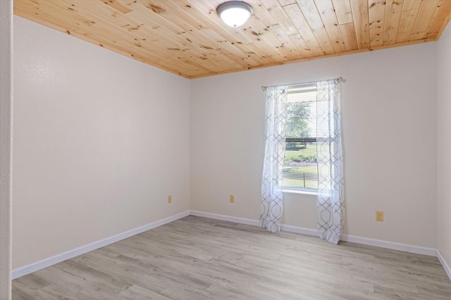 2106 Fm 1647, Winnsboro, TX 75494